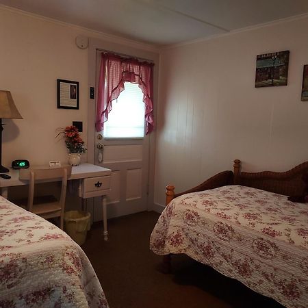Serenity Motel Shaftsbury ภายนอก รูปภาพ