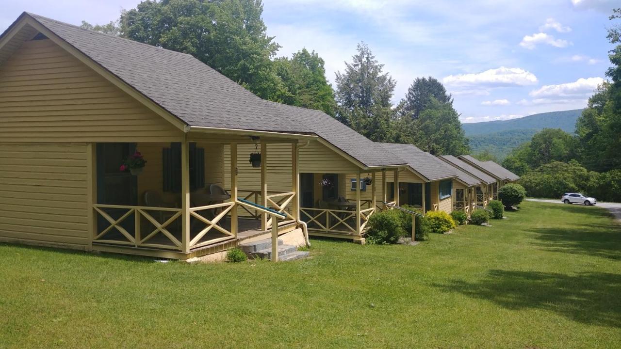Serenity Motel Shaftsbury ภายนอก รูปภาพ