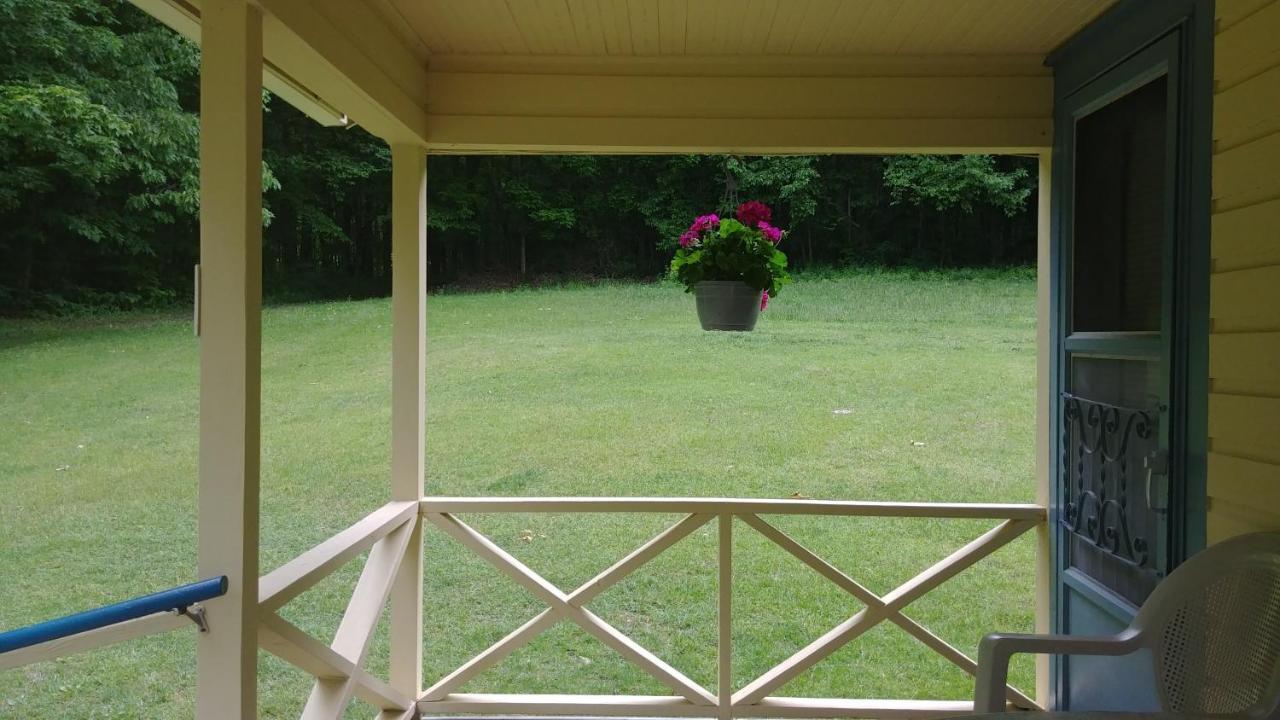 Serenity Motel Shaftsbury ภายนอก รูปภาพ