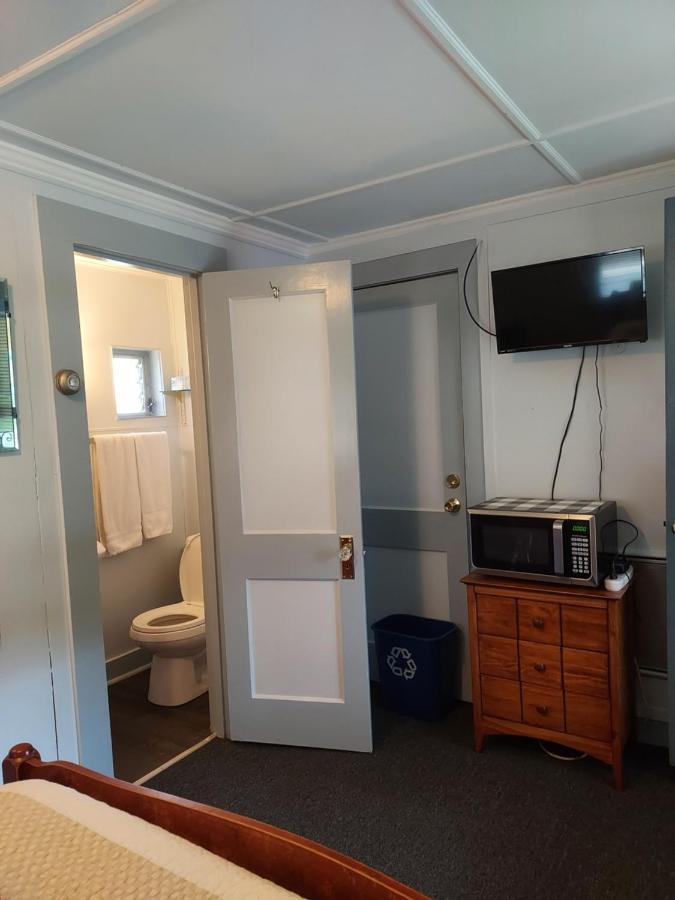 Serenity Motel Shaftsbury ภายนอก รูปภาพ
