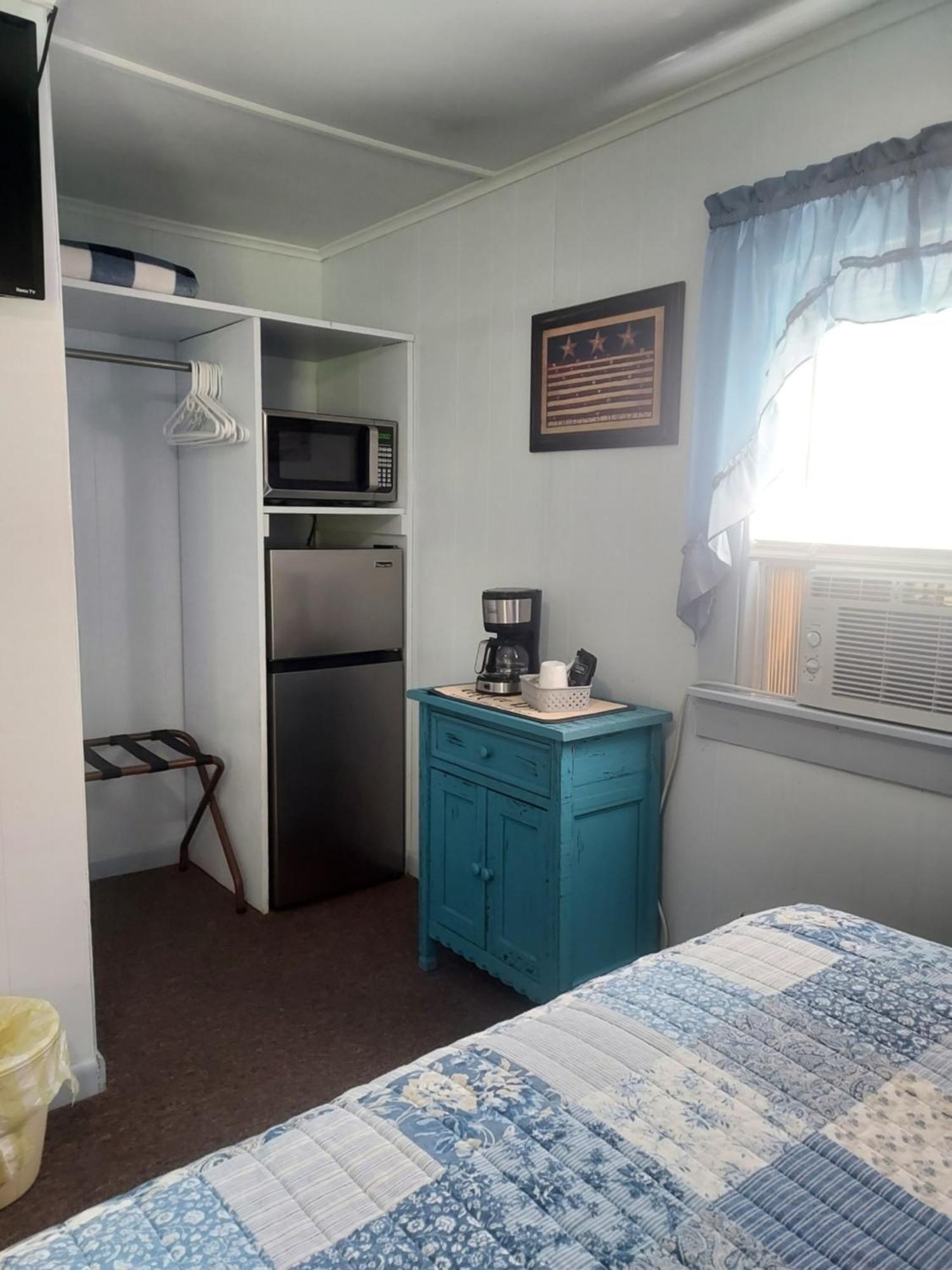 Serenity Motel Shaftsbury ภายนอก รูปภาพ