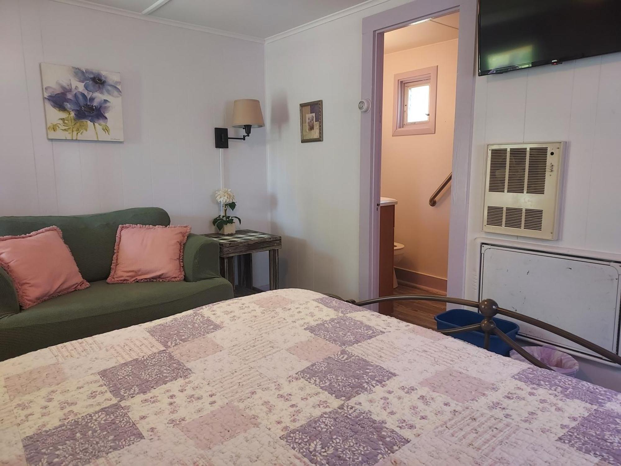 Serenity Motel Shaftsbury ภายนอก รูปภาพ