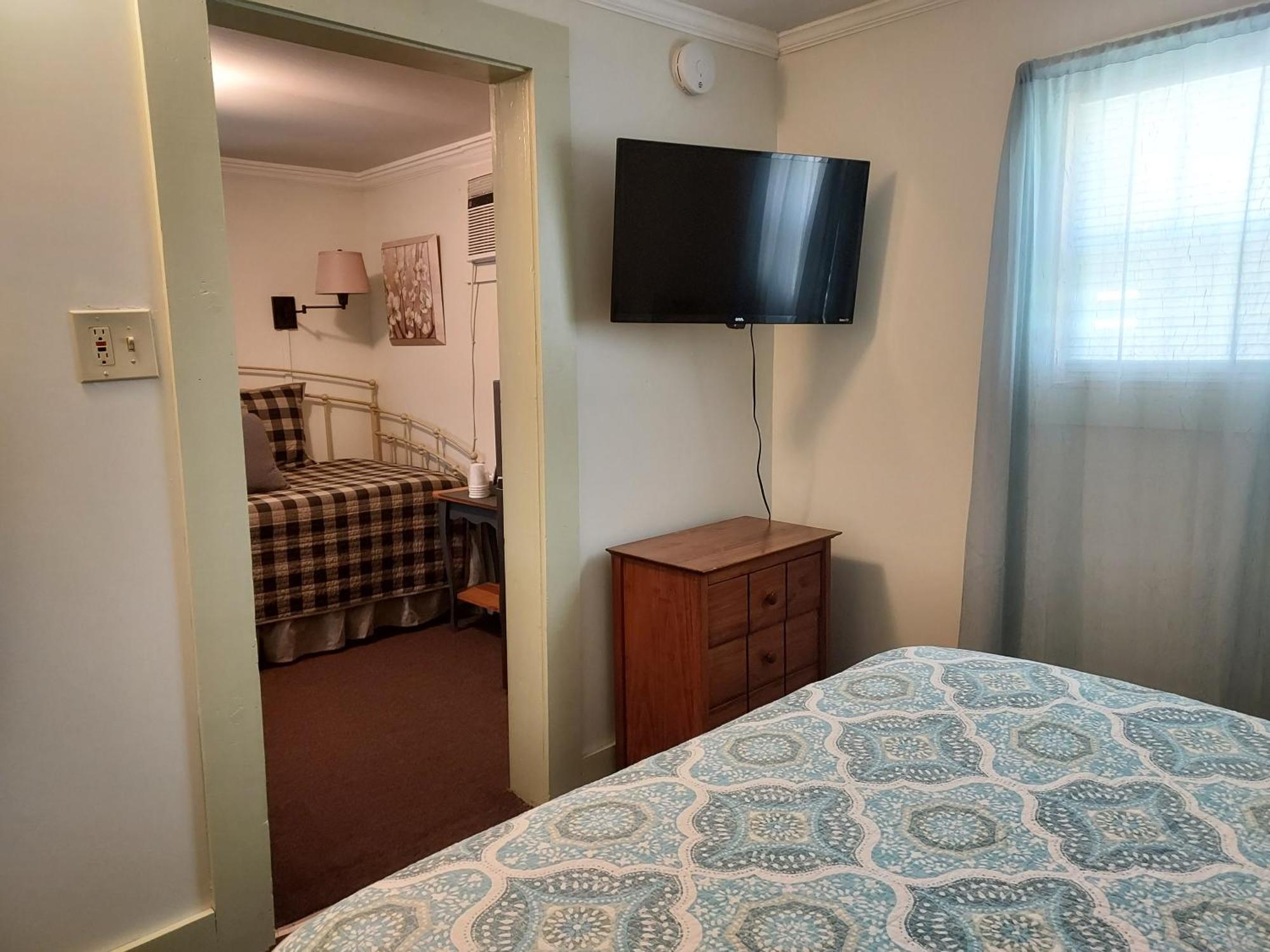 Serenity Motel Shaftsbury ภายนอก รูปภาพ